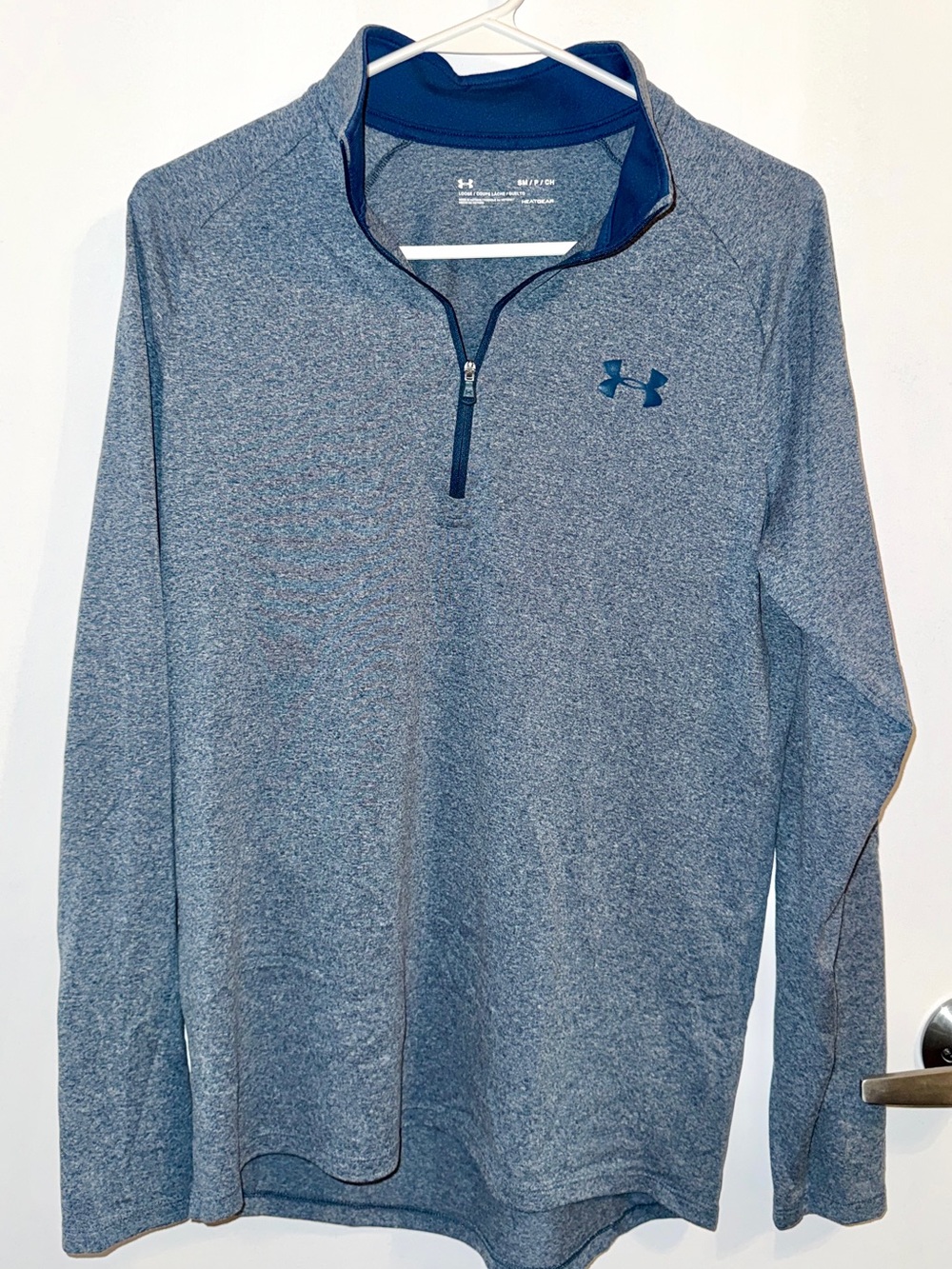 Under Armour Men’s Blue-Gray Quarter Zip Pullover Loose Small
